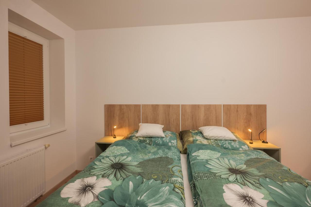 Apartman Claudia - Rezidence K Lanovce Jáchymov Esterno foto