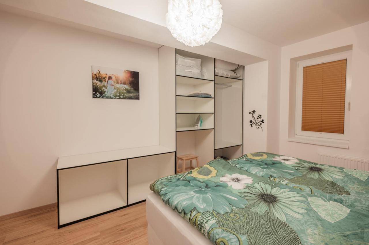 Apartman Claudia - Rezidence K Lanovce Jáchymov Esterno foto